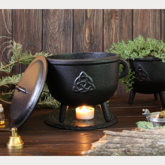 Large 6" Cauldron | Cast Iron Pot-Hecate's Light-[product-tags]-metaphysical goods